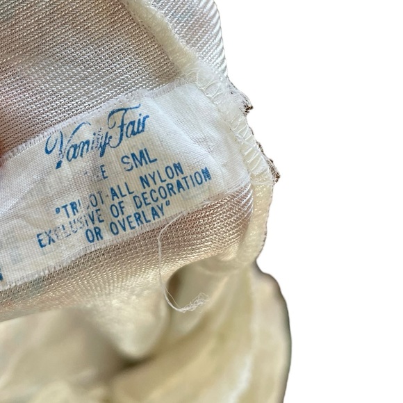 Vanity Fair Vintage 60s Boho Pastel Floral Two Piece Lingerie Slip Peignoir Set - Picture 15 of 16